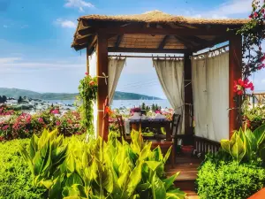 El Vino Hotel & Suites