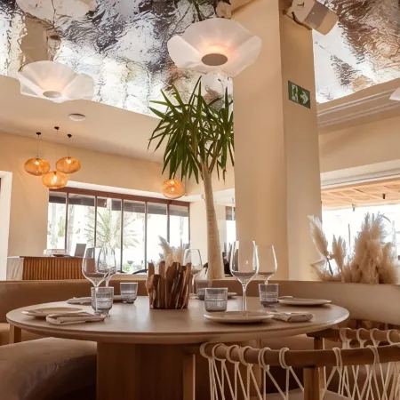 Hotel Miramar Valencia Отели рядом с достопримечательностью «Поблатс Маритимс»