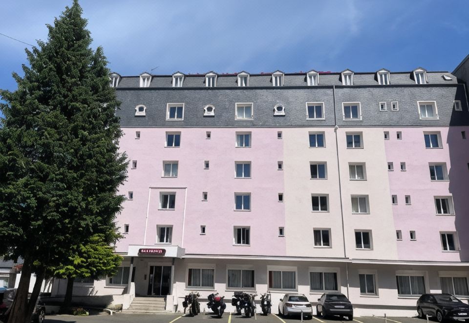 hotel overview picture