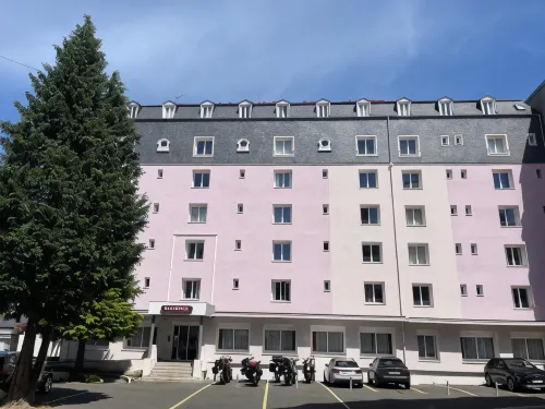 Hôtel Alliance Hotels in Argelès-Gazost