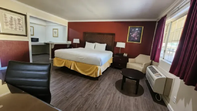 Mission Inn and Suites