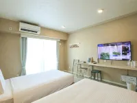 Hotel 385 - พร้อมระเบียง