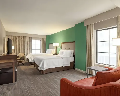 Hampton Inn & Suites New Orleans-Convention Center Hotels near Coliseum Square