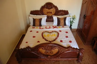Lux Guesthouse Hotels in 