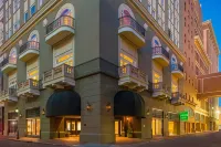 Courtyard New Orleans French Quarter/Iberville Hotel di New Orleans
