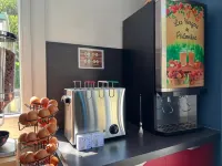 尼奧爾公園布里特飯店（免費停車） - 早餐