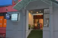 Grace Hotel Lahad Datu Hotel in zona Tower of Heaven