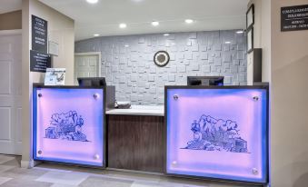 Super 8 by Wyndham Palestine TX