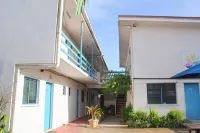 Pacific Paradise Motel Hotels in 