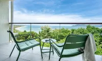 The Elandra Hotels in Tully