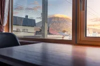 Winter Whale Lodge - Pensions