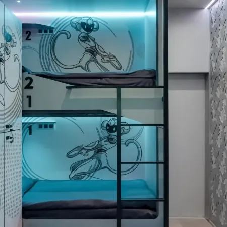 ASTROHOSTEL Пехота