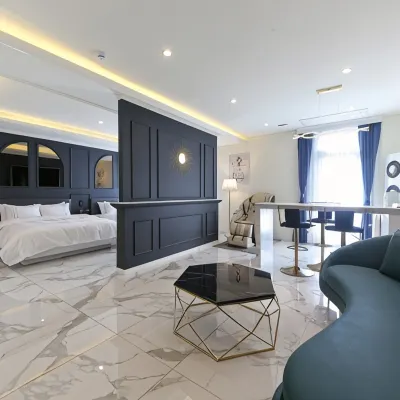 Calton Hill Hotel โรงแรมใกล้สถานีขนส่งผู้โดยสาร