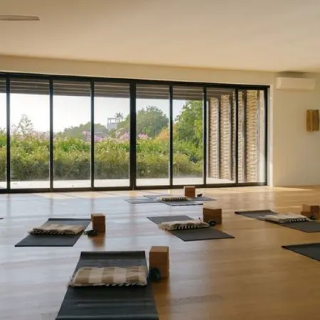 Kimpton MAS OLAS RESORT AND SPA by IHG