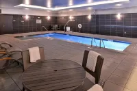 SpringHill Suites Raleigh Cary - Pools