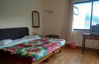 Goroomgo Poopada Resort  (Munnar, Kerala)