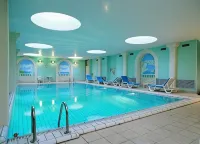 Greif Hotel Maria Theresia - piscina