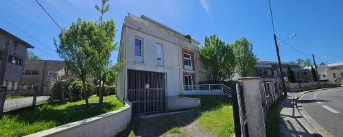 Appartement Solaire Duplex Avec Terrasse en Bois