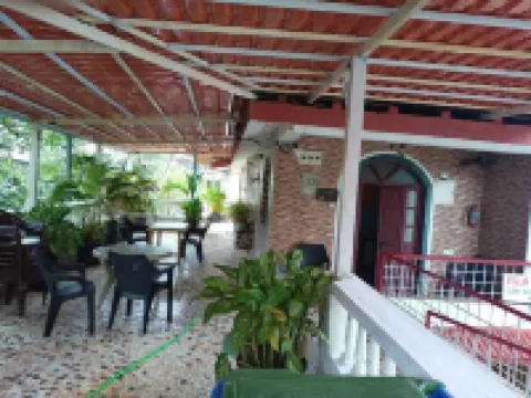 Villa AlexMarie guest house