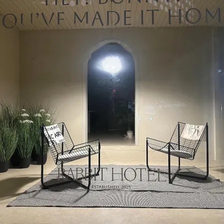 RABBIT HOTEL