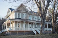 Auberge Carpe Diem Hotels in Baie-Saint-Paul