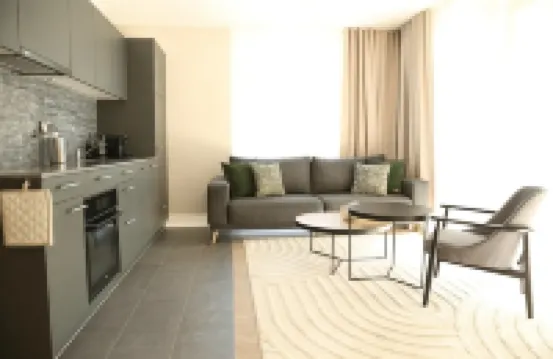 Lamira服務式公寓