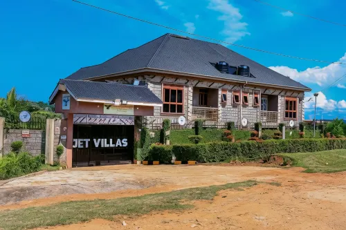 Jet Villas Entebbe ( Jve ) - parking