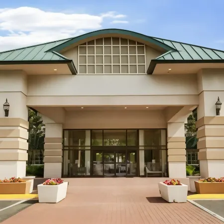 Clarion Hotel & Suites - Convention Center Fredericksburg