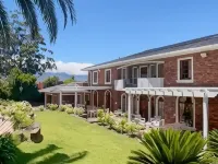Boutique Villa Guesthouse Hotels near Helderberg Centre
