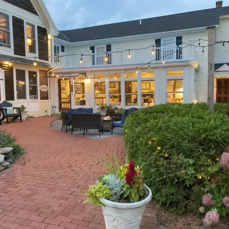 Spouter Inn Bed & Breakfast