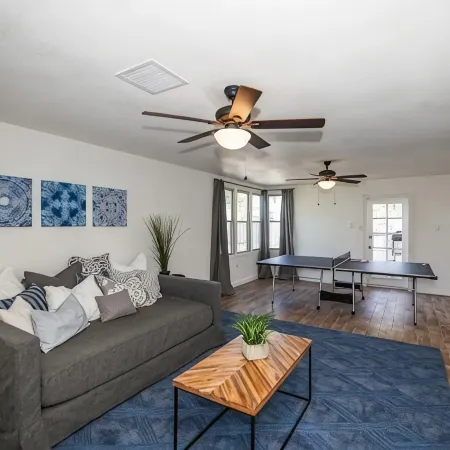 LUXURY Living 3