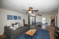 LUXURY Living 3