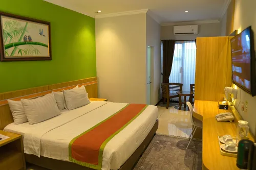 The Grand Cabin Hotel