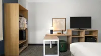 Spark by Hilton Palatine Arlington Heights