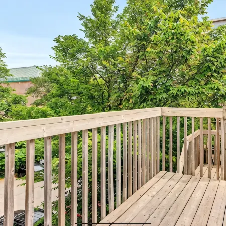 Historic Loft Best DT Location. Unit 3 5139