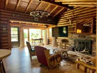 A Western Cabin Retreat in the Heart of Billings. - Homestays