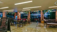 U Hotels Makati - breakfast