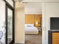 فندق سوفيتل لوس انجليس في بيفرلي هيلز Hotels near بيفرلي سنتر