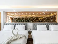 Roseate Ratchada Hotels near Ratchada Soi 6