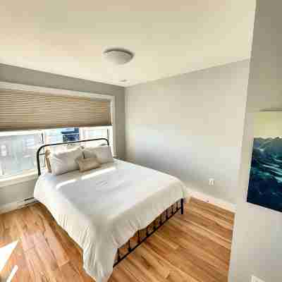 Your Halifax Getaway – Relax & Explore Rooms