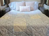 Cozy RV with AC and WiFi in Marvelous Metaline Hotele w: Pend Oreille County