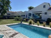 Havre de paix quartier du Parc Royan - ที่มีสระว่ายน้ำ