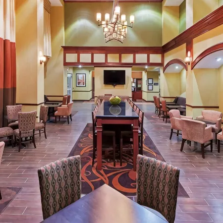 Hampton Inn & Suites Waxahachie