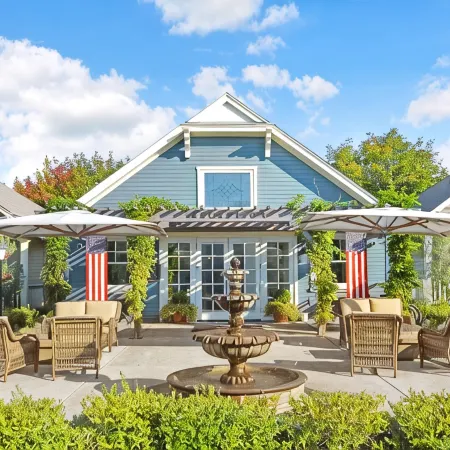 Sonoma Bungalow Studio Suite 6 is located just steps from Historic Sonoma Plaza