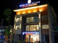Hotel Royal Hillton Hotele w: Paonta Sahib