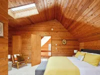 Kaaterskill Retreat~Hot Tub~Fire Pit~Hiking~BBQ Hotels in Hunter
