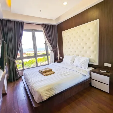 Lovina 909 Harbour Bay Residence