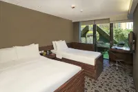J Link Hotel - balcón