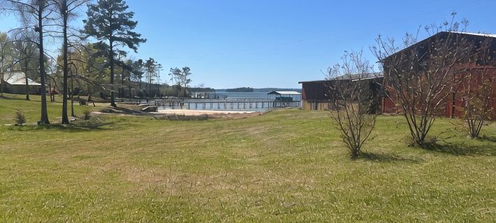 Rustic One Bedroom Cabin on South Toledo Bend. Hotels in Sabine Parish