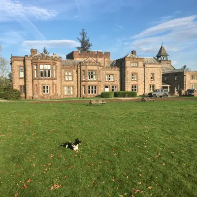 Irton Hall โรงแรมใน